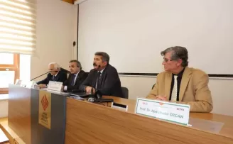Necip Fazıl Kısakürek “Necip Fazıl ve Ayasofya” paneliyle anıldı
