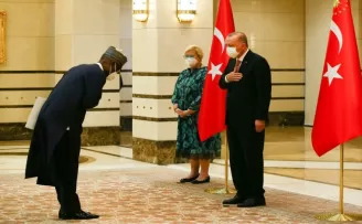 Nijerya Büyükelçisi Abba, Cumhurbaşkanı Erdoğan’a güven mektubu sundu
