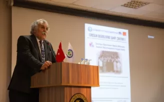 Öğretmen okulu mezunları Giresun Üniversitesi’nde bir araya geldi
