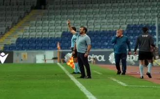 Okan Buruk adını tarihe yazdırdı
