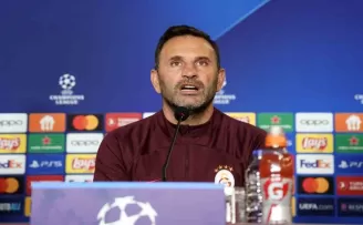 Okan Buruk: “Manchester United karşısında iyi oynayıp kazanmak istiyoruz“
