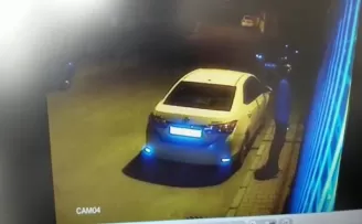 Örümcek adam gibi tırmandı, telefonu çalıp kayıplara karıştı
