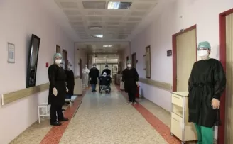 104 yaşındaki korona virüs hastası taburcu oldu