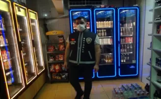 (Özel) Beyoğlu’nda sahte içki denetimi
