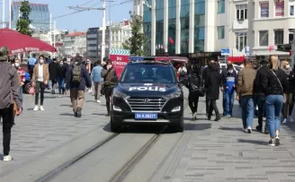 (Özel) Beyoğlu’nda toplu taşıma denetimi
