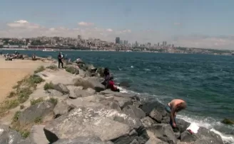 (ÖZEL) Boğulma tehlikesi yaşayan arkadaşını kurtarırken akıntıya kapıldı
