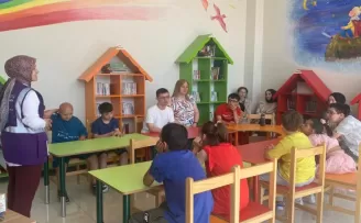 Özel çocuklar İZGİM’de kitaplarla ve el sanatlarıyla tanıştı