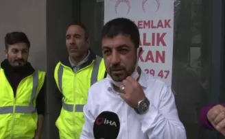 Cumhurbaşkanı Erdoğan kendisini selamlayan vatandaşlarla sohbet etti