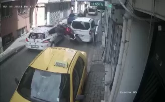 Düğün konvoyunda feci kaza kamerada