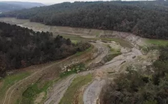 (Özel) Elmalı Barajında korkutan görüntü: suların 4’te 3’ü çekildi
