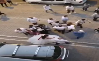 (Özel) Esenyurt’ta düğünde yaşanan takı krizi, kavgaya dönüştü
