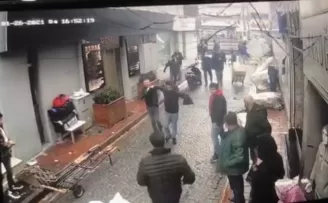 (Özel) Hırsıza esnaf dayağı
