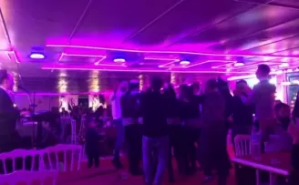 (Özel) İstanbul Boğazı’nda skandal “korona eğlencesi” kamerada
