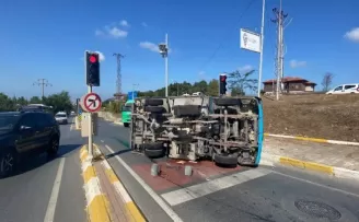  İstanbul’da ’kırmızı ışık’ kazası: 1 yaralı