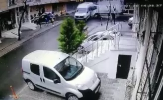  İstanbul’da ölümden saniyelerle kurtuluş kamerada
