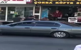 İstanbul’da yaşanan tekme ve yumruklu kavgalar kamerada