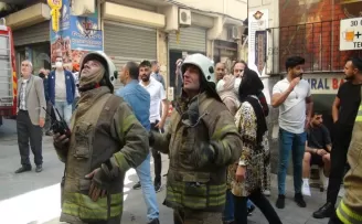 (ÖZEL) İstiklal Caddesi’nde yangın paniği
