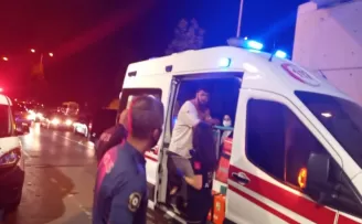 (Özel) Pendik’te trafikte tekmeli tokatlı kavga
