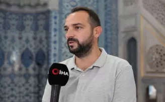 (ÖZEL) Rüstem Paşa Camii’nde bulunan 400 yıllık Kabe tasvirli çini pano
