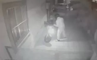  Saniyeler içerisinde motosiklet hırsızlığı kamerada
