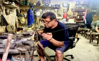 Tombak sanatını 3 kuşaktır yaşatıyorlar