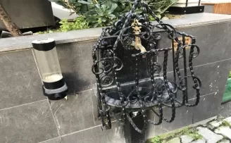 (Özel) Üsküdar’da garip çeşme görenleri hayrete düşürdü
