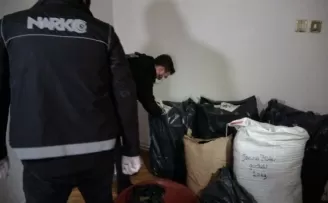 Pendik’te 100 kilo uyuşturucu ele geçirildi
