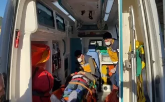 Pendik’te feci kaza: Freni boşalan otobüs tıra çarptı
