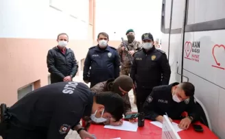 Polis teşkilatından kan bağışı

