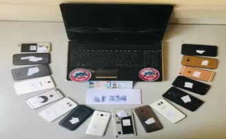 Polisten kaçan hırsızlar kaza yapınca yakayı ele verdi
