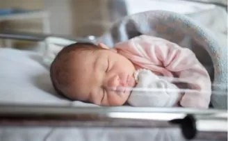 Prematüre takip ve tedavisinde deneyimli doktor ve hemşire şart
