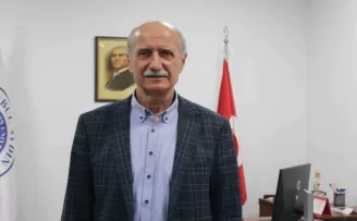Prof. Dr. Kenan Tamer: “Şiddet, yetenekli gençlerin futbol hakemi olmasında engel”
