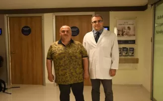Protez enfeksiyonundan kurtuldu, sağlığına yeniden kavuştu
