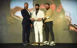 Quality ödül töreninde ünlüler geçidi
