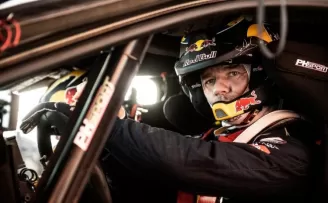 Red Bull sporcusu Sebastien Loeb Dakar Rallisi’nde yarışacak
