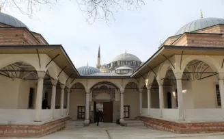 Restorasyonu tamamlanan Damat İbrahim Paşa Camii açıldı
