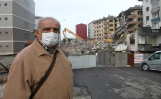 Rize’de kentsel dönüşüm çalışmaları kapsamında yıkımlar sürüyor
