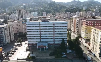 Rize’de kentsel dönüşüm yapılacak sahadaki kamu binalarına dikkat çekti
