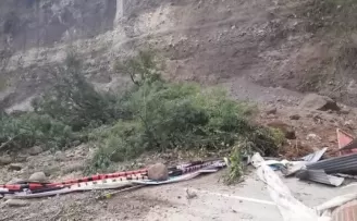 Rize’de meydana gelen heyelanda 3 büyükbaş hayvan telef oldu
