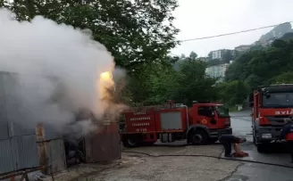Rize’de şantiye yangını
