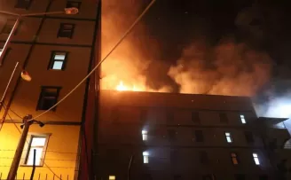 Rize’de yurt çatısında çıkan yangın kontrol altına alındı
