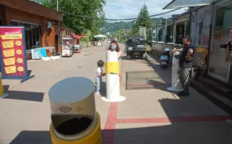 Sahilinde gezenlere ‘Dezenfektan’ kullanma zorunluluğu