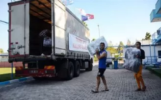 İzmir’e yardımlar kesilmiyor