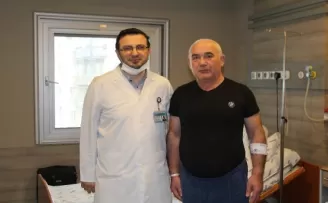 Sabah uyandığında yaşadığı şokun ardındaki gerçeği hastaneye gidince öğrendi
