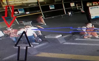Sabiha Gökçen Havalimanında “perdeleme” yöntemiyle hırsızlık kamerada
