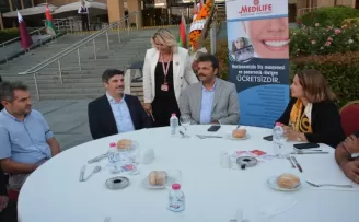 Sağlık çalışanlarına vefa gecesi
