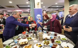 Sakarya’da Büyükşehir aile iftarında bir araya geldi