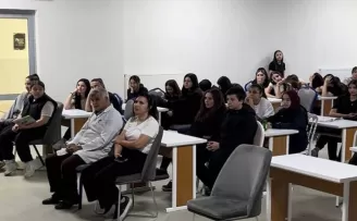 Sakarya’da gençlere “Bilinçli Teknoloji Kullanımı” eğitimi
