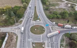 Sakarya’da karanlık kavşaklara Büyükşehir dokunuşu