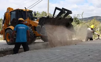 Sakarya Gürgentepe’de yol seferberliği